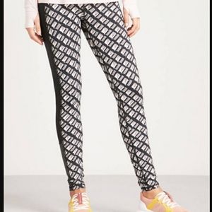 Sweaty Betty Zero Gravity Leggings, S